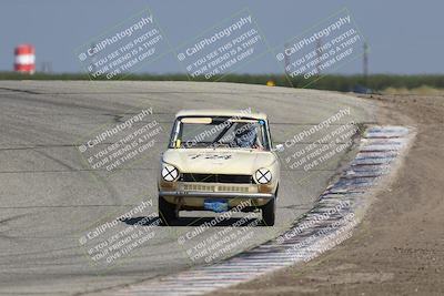 media/Sep-28-2025-24 Hours of Lemons (Sun) [[5dfe0e5f6e]]/12pm (Outside Grapevine)/